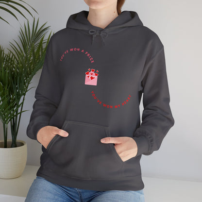 Gildan_Love Heart_Unisex Heavy Blend™ Hooded Sweatshirt