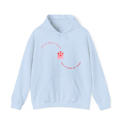 Gildan_Love Heart_Unisex Heavy Blend™ Hooded Sweatshirt