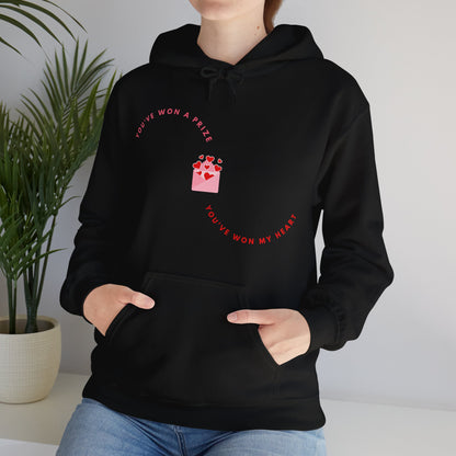 Gildan_Love Heart_Unisex Heavy Blend™ Hooded Sweatshirt