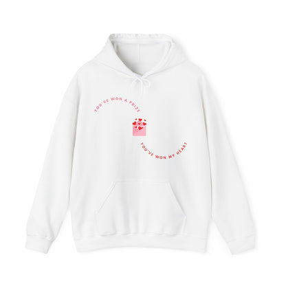 Gildan_Love Heart_Unisex Heavy Blend™ Hooded Sweatshirt