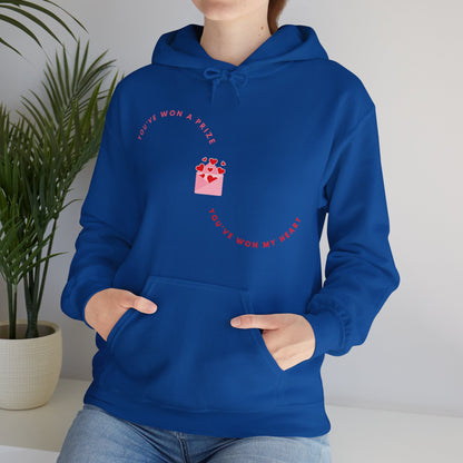 Gildan_Love Heart_Unisex Heavy Blend™ Hooded Sweatshirt